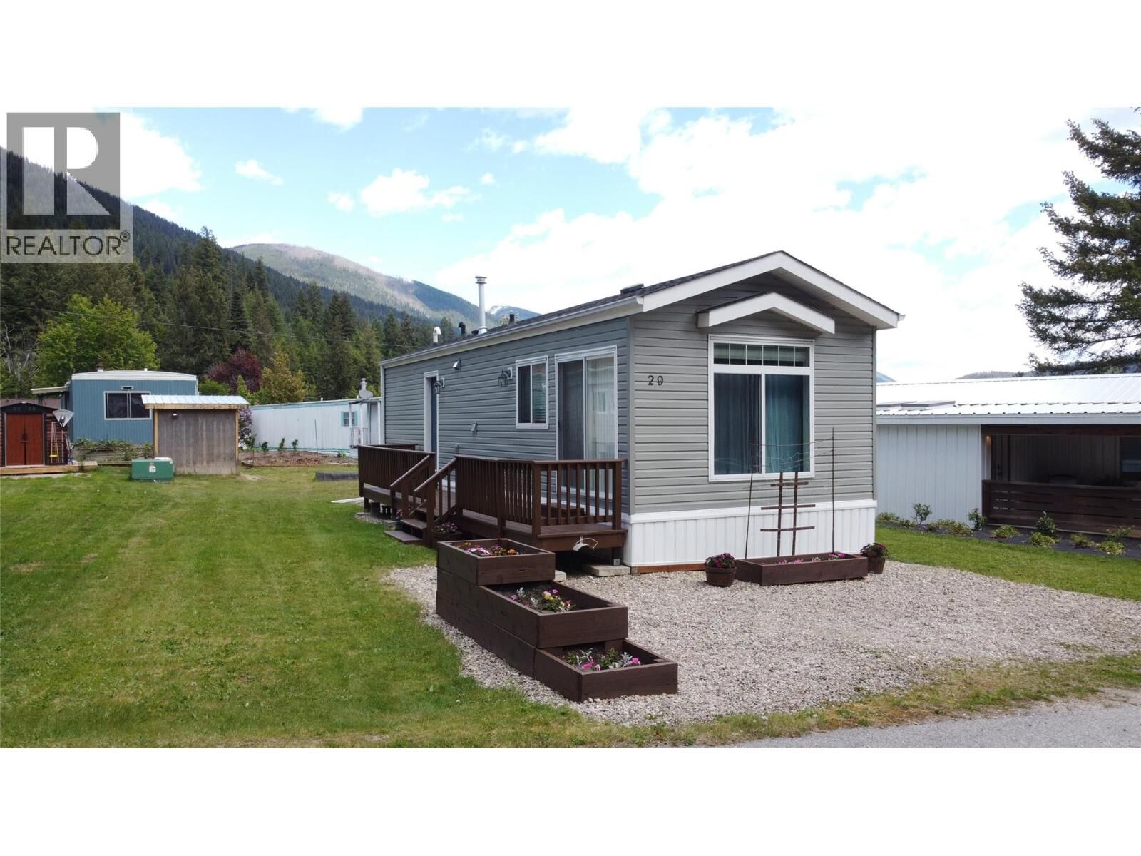 Property Photo:  2905 Lower Six Mile Road 29  BC V1L 6L8 