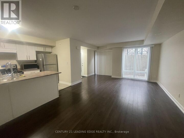 Property Photo:  10 Dunsheath Way 217  ON L6B 1N3 