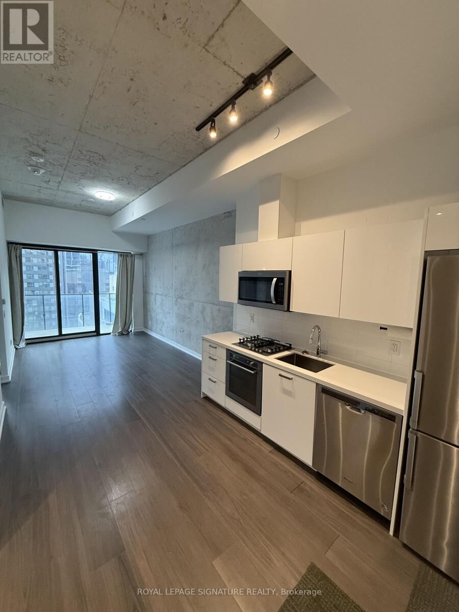 Property Photo: 55 Ontario Street 807 ON M5A 0T8