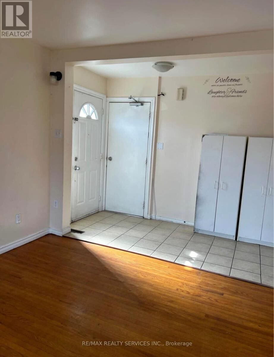Property Photo:  100 Sutherland Avenue  ON L6V 2H7 