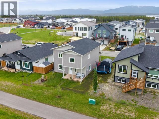 Property Photo:  33 Tanana Lane  YT Y1A 0S6 