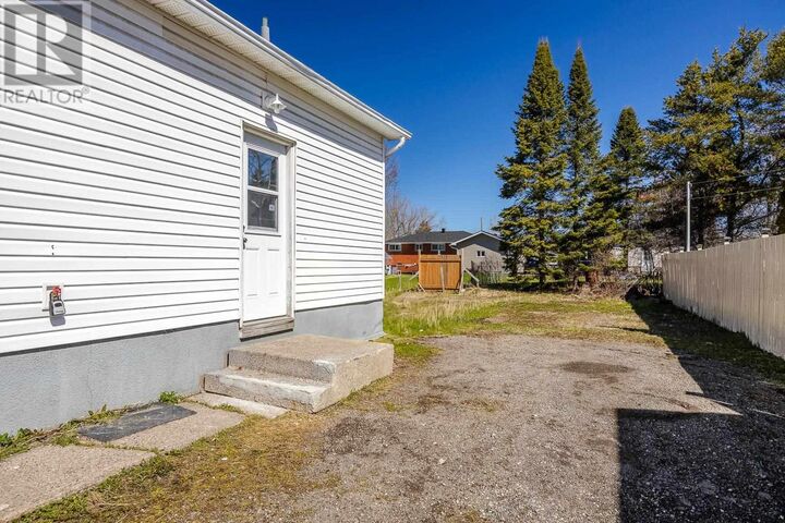 Property Photo:  48 Churchill Ave  ON P6C 2R2 