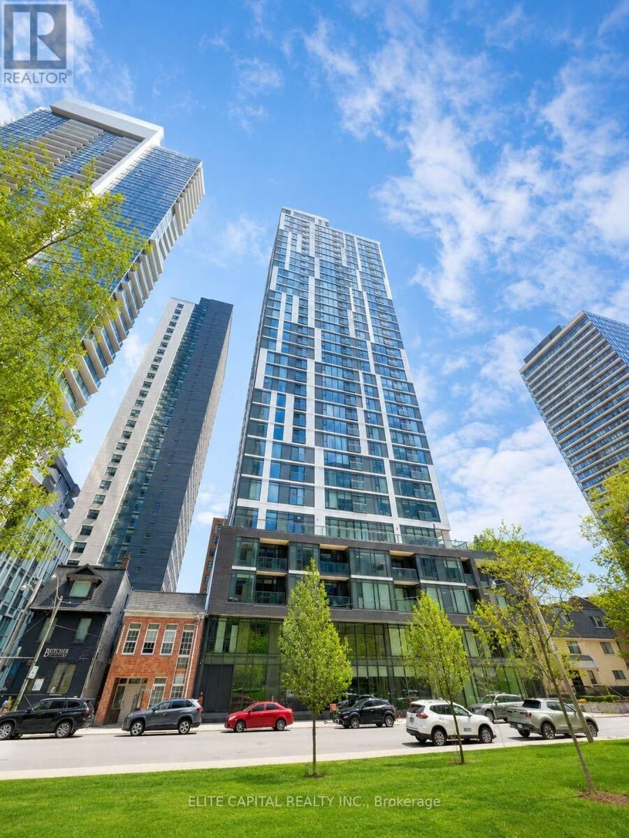 Property Photo:  65 Mutual Street 602  ON M5B 0E5 