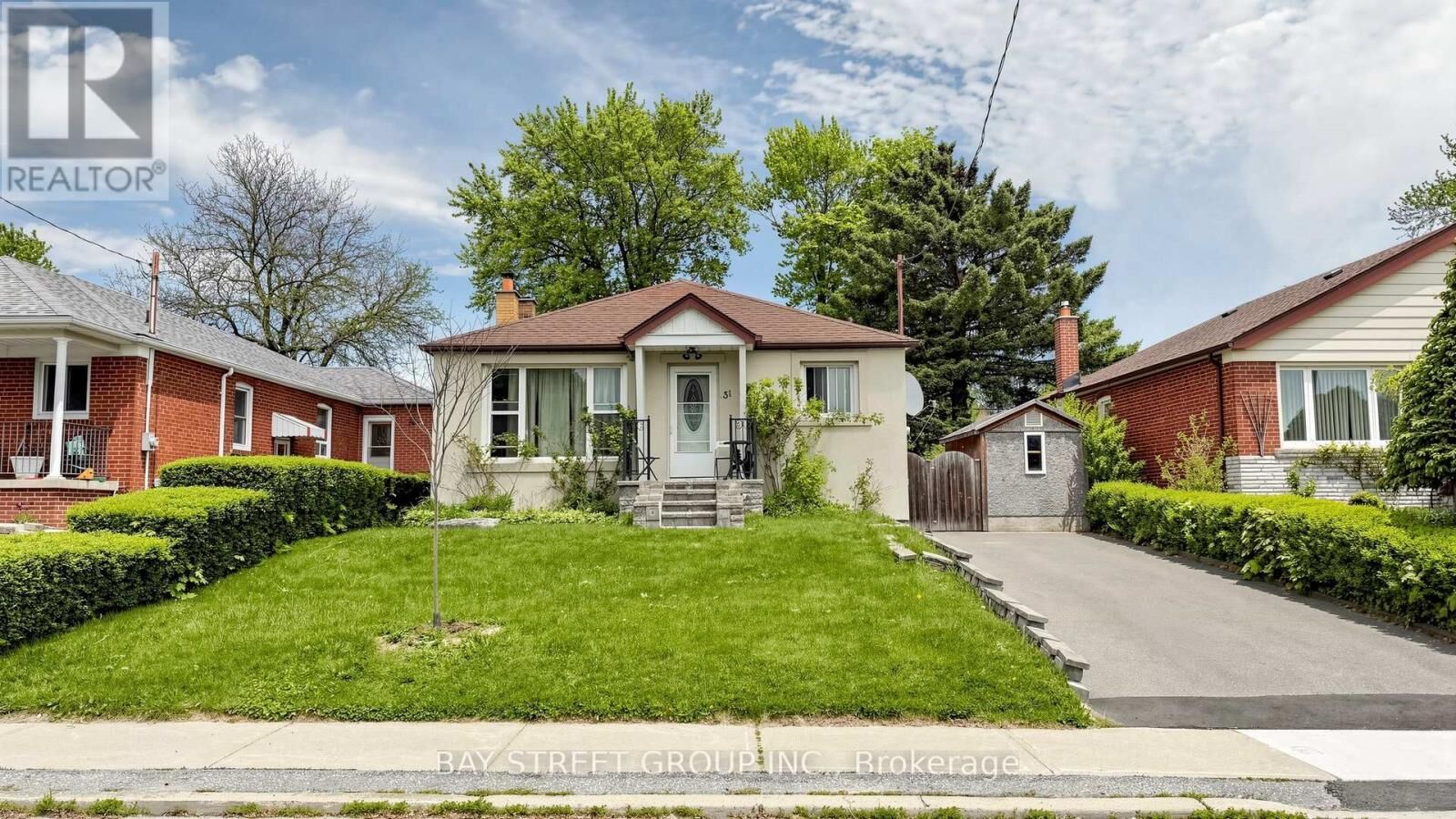 Property Photo: 31 Compton Drive Bsmt ON M1R 4A5