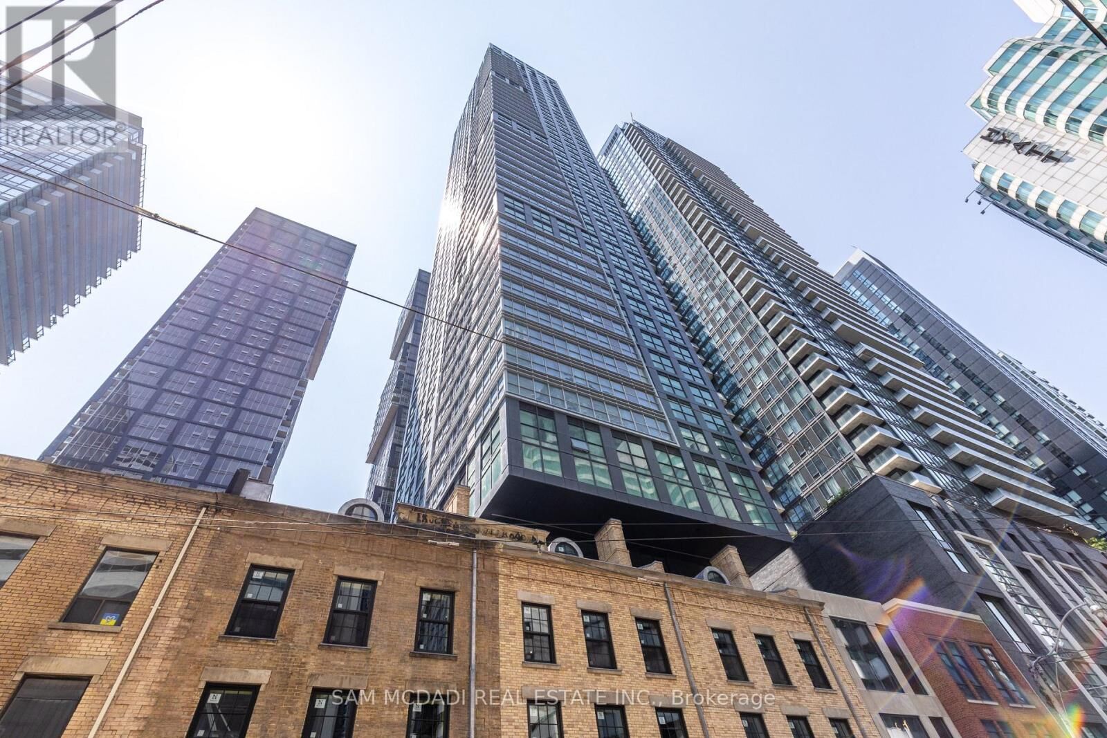 Property Photo:  327 King Street West 602  ON M5V 1J5 