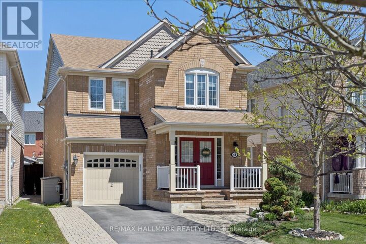 Property Photo:  44 Fred Silvester Road  ON L4A 0J6 