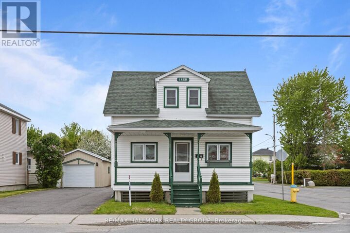 Property Photo:  1274 Main Street East  ON K6A 1C4 