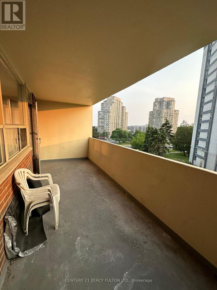 Property Photo:  3420 Eglinton Avenue East 404  ON M1J 2H9 