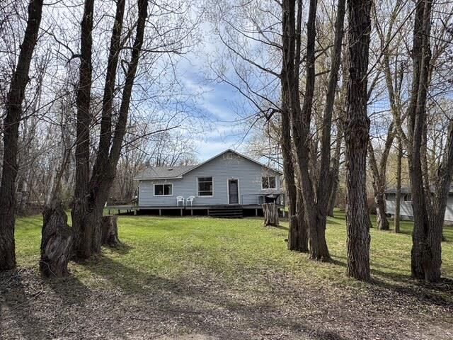 Property Photo:  46 Partridge Bay  MB R0E 0B0 