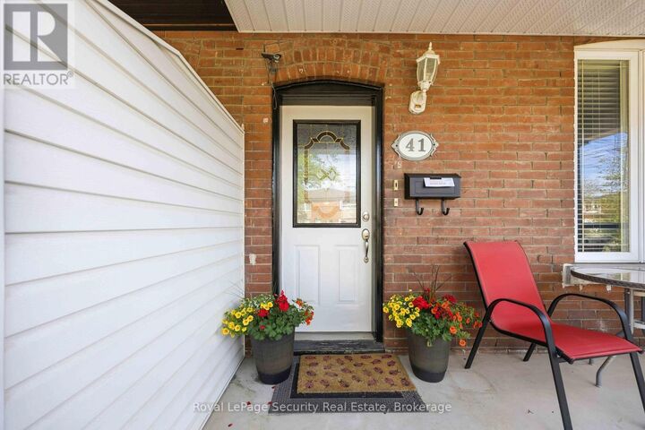 Property Photo: 41 Prescott Avenue 2nd Floor ON M6N 3G7