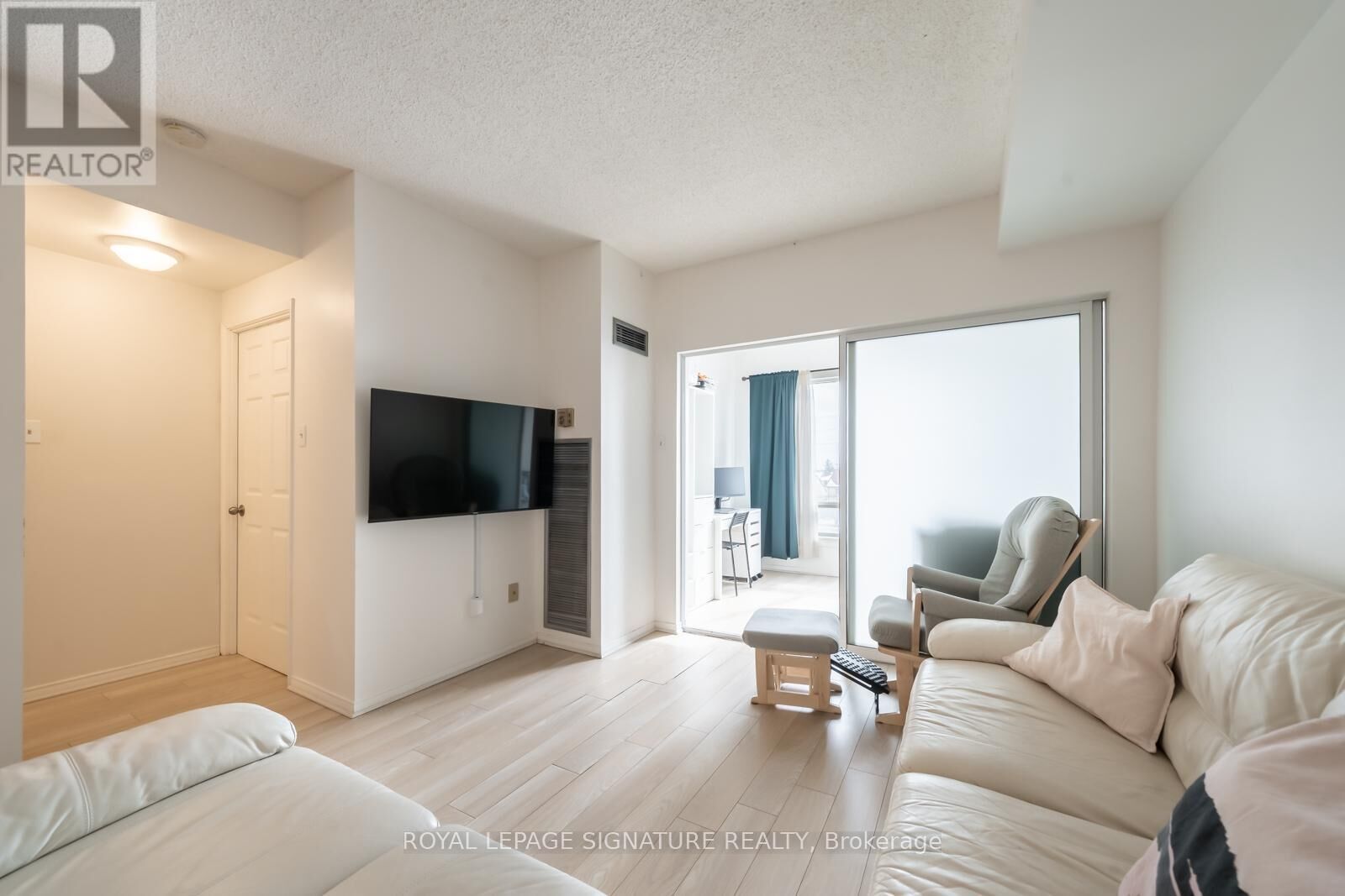 Property Photo:  5800 Sheppard Avenue East 316  ON M1B 5J7 