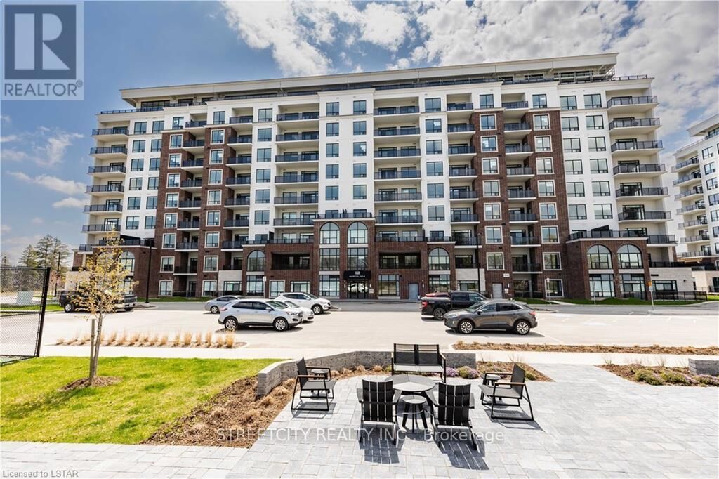 Property Photo: 480 Callaway Road 915 ON N6G 0Z3