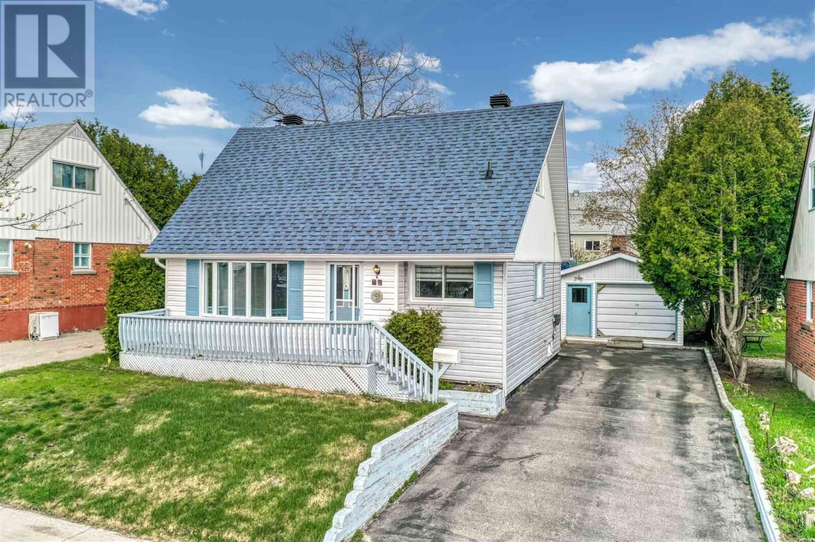 Property Photo:  79 Roman Ave  ON P5A 1S2 