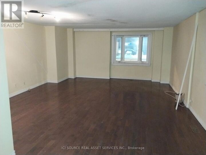Property Photo: 2609 Kingston Road Main Fl ON M1M 1M1