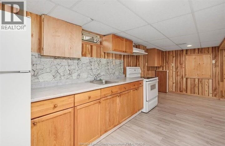 Property Photo:  9597 Avery Lane 2  ON N8R 2C1 