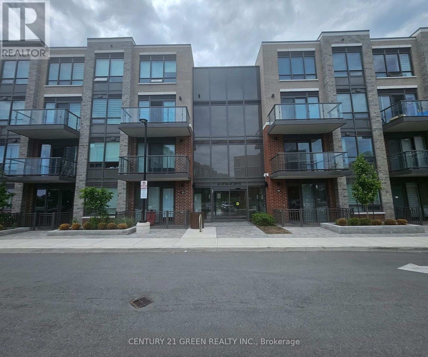 Property Photo:  65 Attmar Drive 257  ON L6P 0Y6 