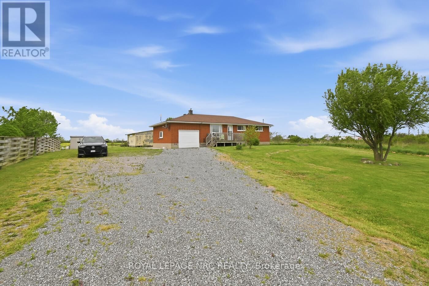 Property Photo: 2041 Third Street Louth ON L2S 6P9