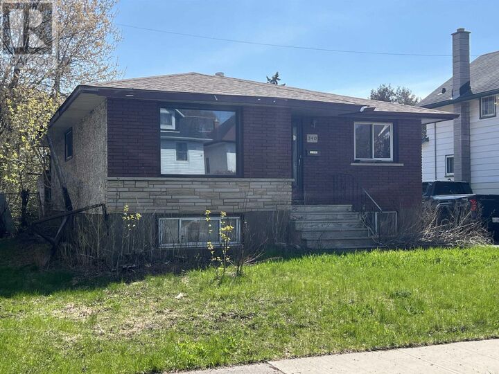 Property Photo:  340 Syndicate Ave N  ON P7C 3W3 