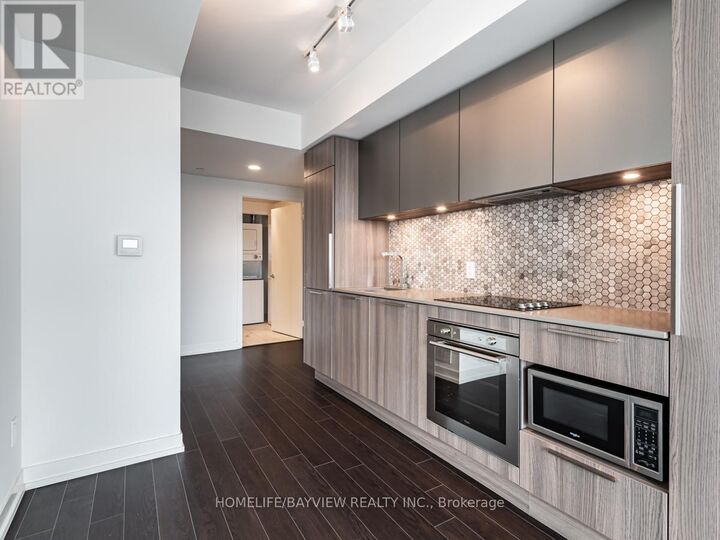 Property Photo: 85 Wood Street 3015 ON M4Y 0E8