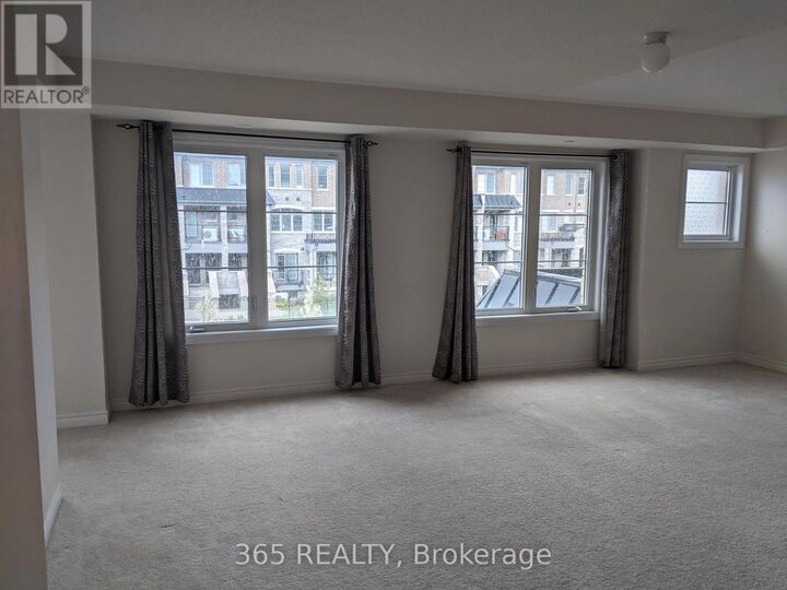 Property Photo:  200 Veterans Drive 194  ON L7A 4S6 