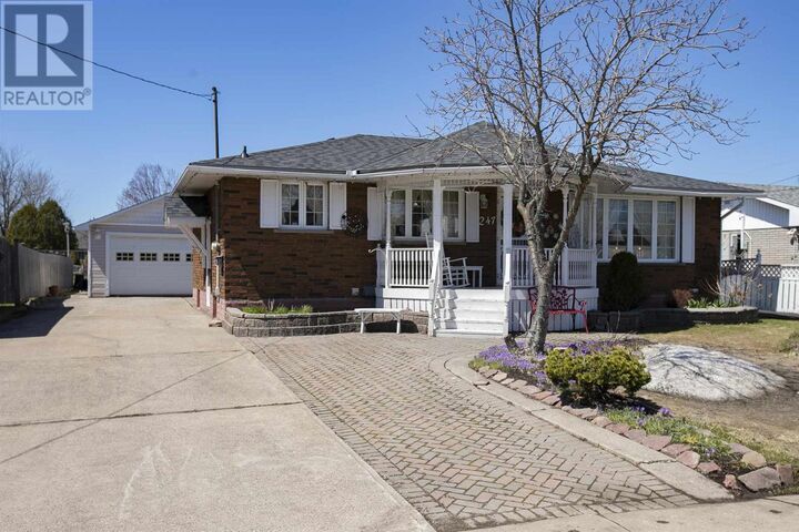 Property Photo: 247 Prentice Ave ON P6C 4R1