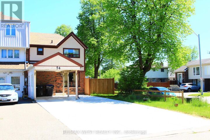 Property Photo:  54 Omega Square West  ON L6Z 1K5 