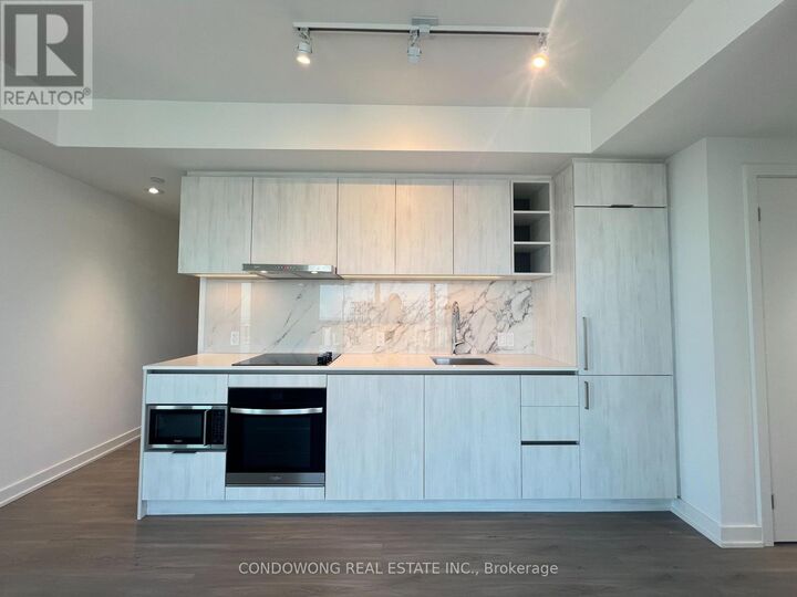 Property Photo:  8 Wellesley Street West 4109  ON M4Y 0J5 