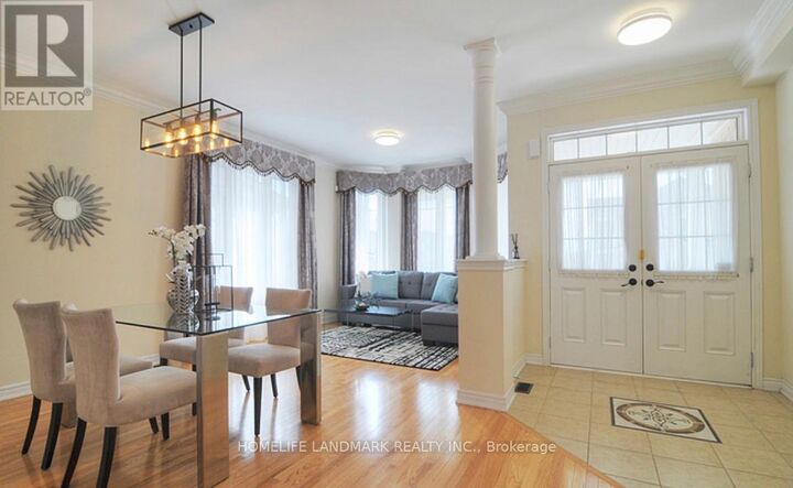 Property Photo:  8 Farmhouse Crescent  ON L4E 0K1 