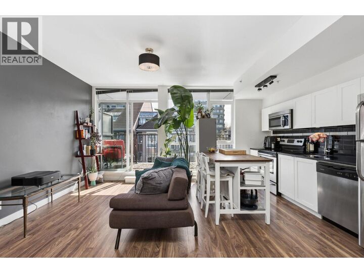 Property Photo:  2511 Quebec Street 406  BC V5T 0B6 
