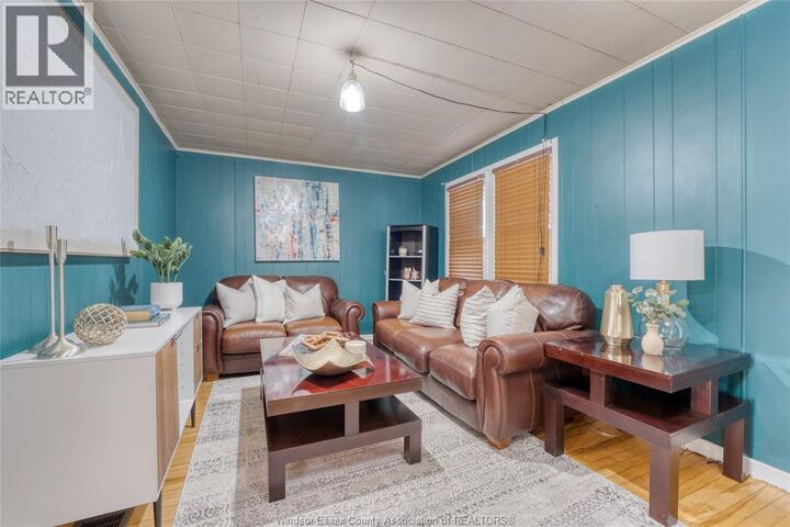Property Photo:  1581 Cadillac Street  ON N8Y 2C4 