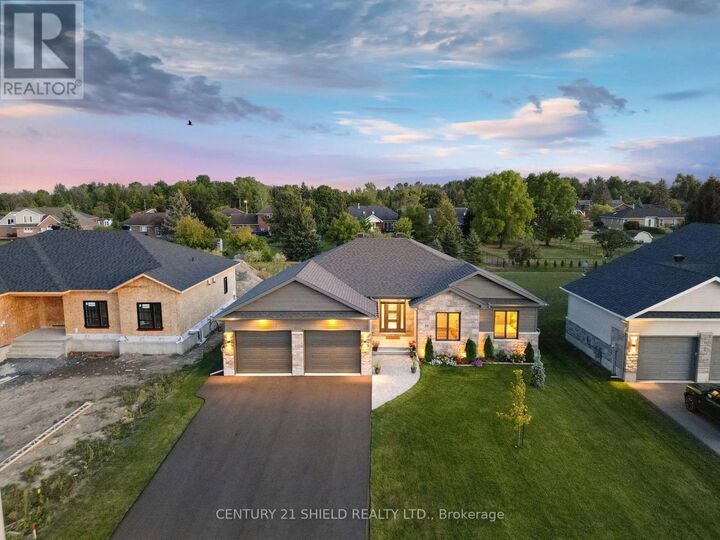 29 Whitetail Avenue — photo 1