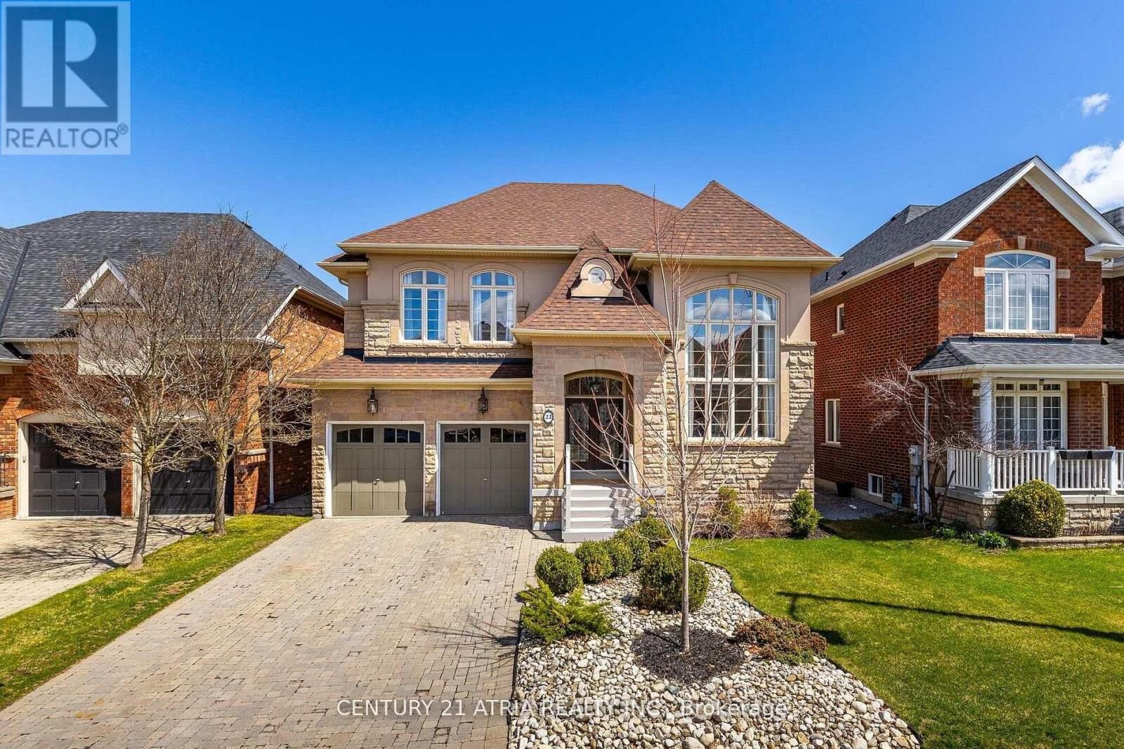 Property Photo: 23 Weslock Crescent ON L4G 7Y9