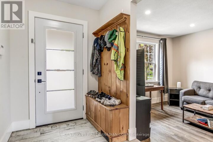 Photo de la propriété: 20 Renny Crescent ON N6E 2C5