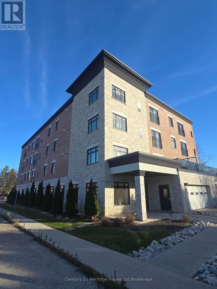 Photo de la propriété: 71 Metcalf Street 401 ON N4S 3E9