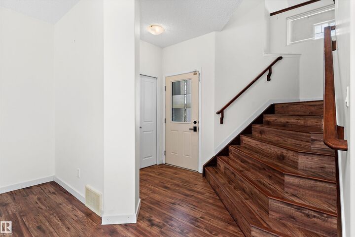 Property Photo:  583 Leger Way NW  AB T6R 3T5 