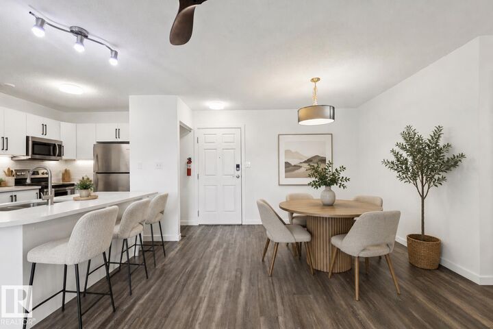 Property Photo: 9010 106 Avenue NW 411 AB T5H 4K3