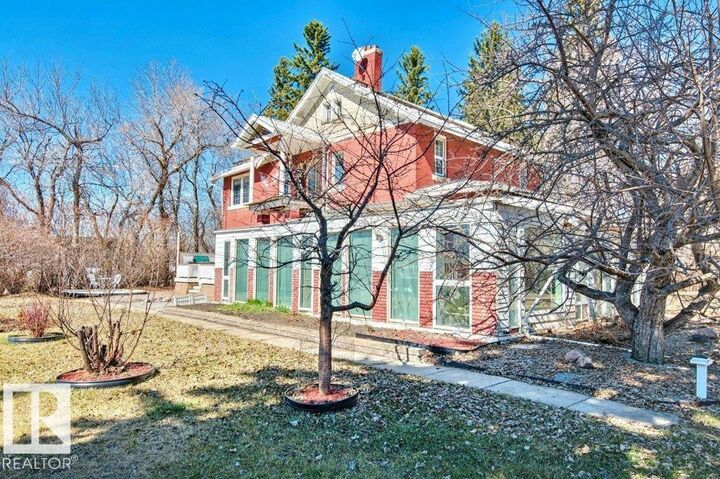 Property Photo:  6201 Hwy 831  AB T0B 2R0 