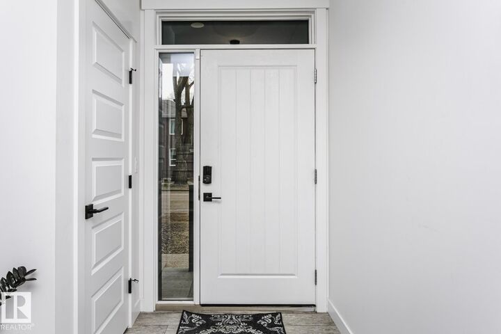 Property Photo: 9737 101 Street NW AB T5K 0W9