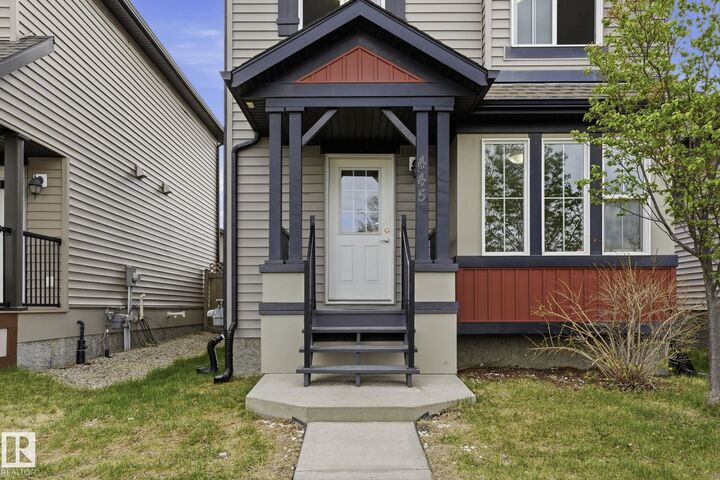 Property Photo:  445 Watt Boulevard SW  AB T6X 1P9 