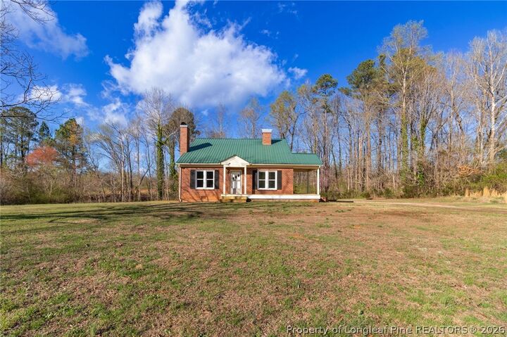 Property Photo:  2200 W Third Street  NC 27344 