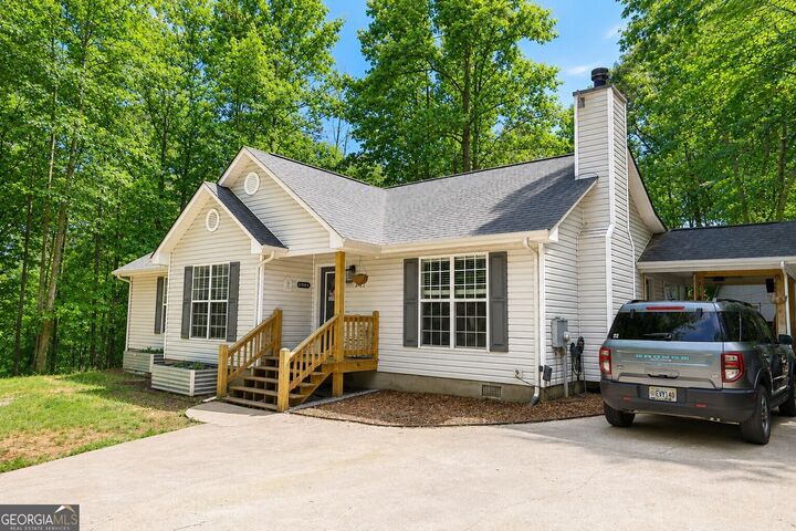 Property Photo:  2033 Carson Segars Road  GA 30558 