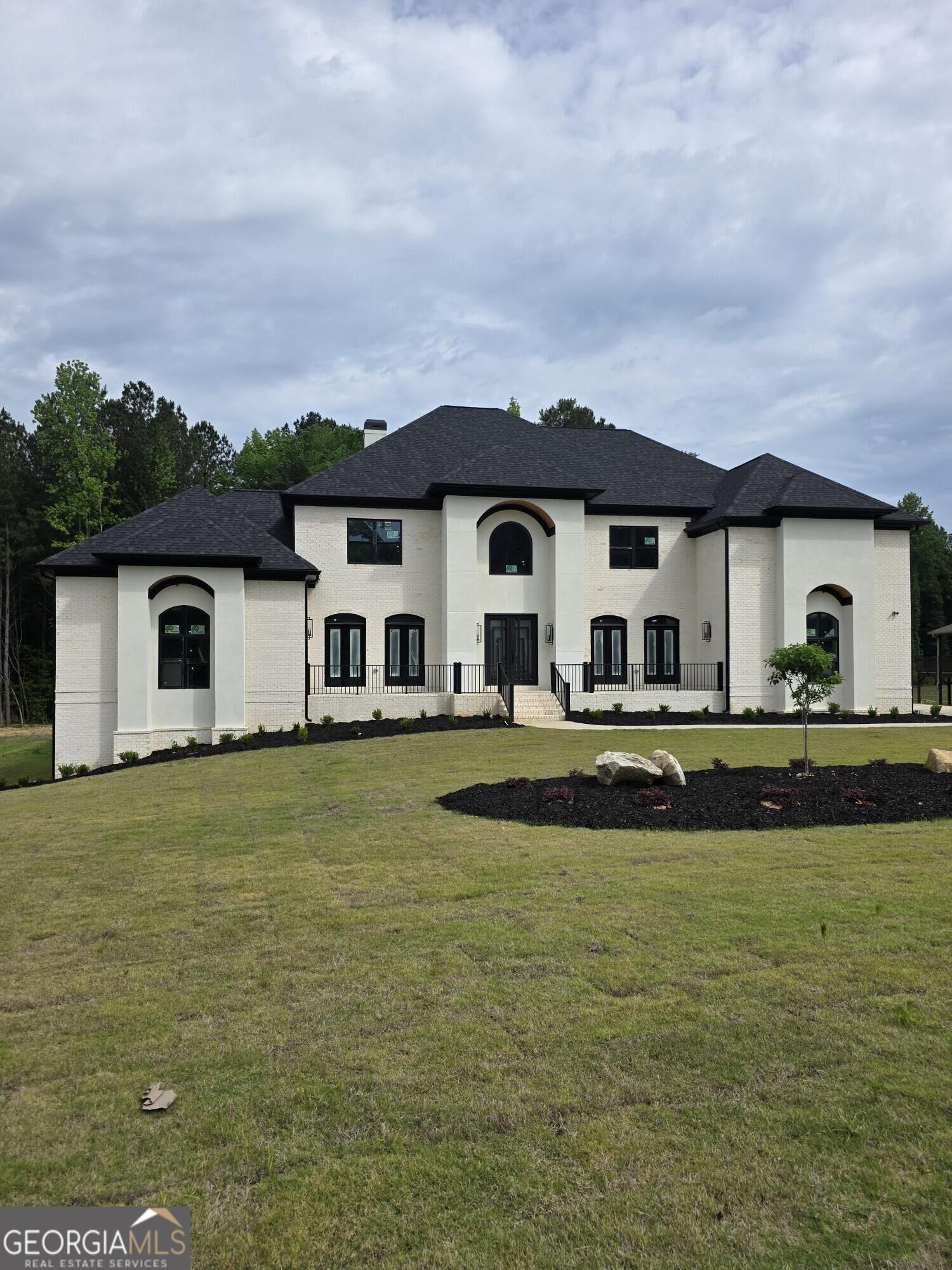 Property Photo:  220 Waltham Way  GA 30214 