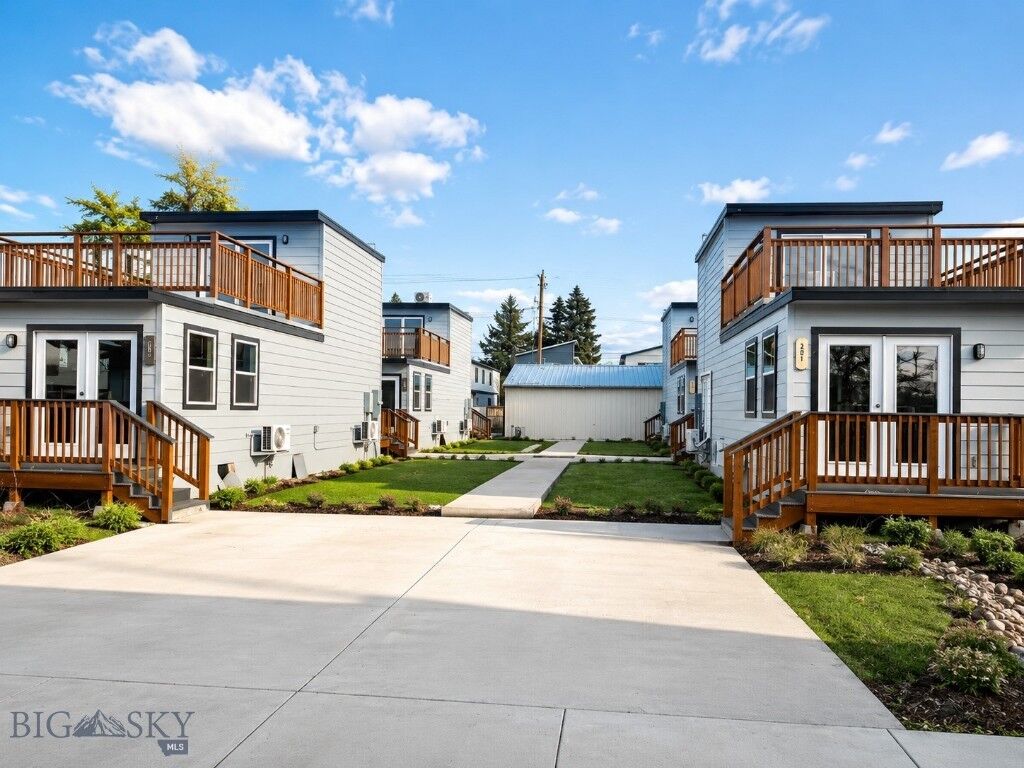 Property Photo:  521 E Yellowstone  MT 59714 