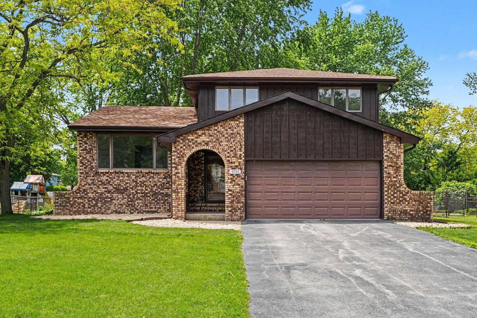 Property Photo: 9792 W Oakridge Drive IN 46373