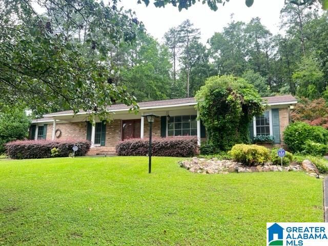 Property Photo:  1512 Lakeshore Drive  AL 36207 