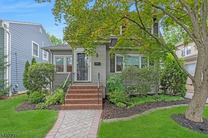 Property Photo:  438 Warren St  NJ 07076 