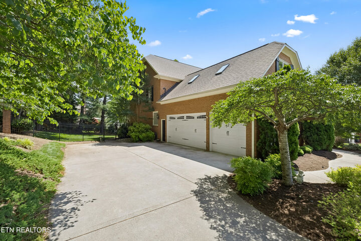 Property Photo:  1736 Saint Petersburg Rd  TN 37922 