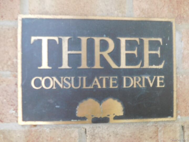 Property Photo:  3 Consulate Drive 3-L  NY 10707 