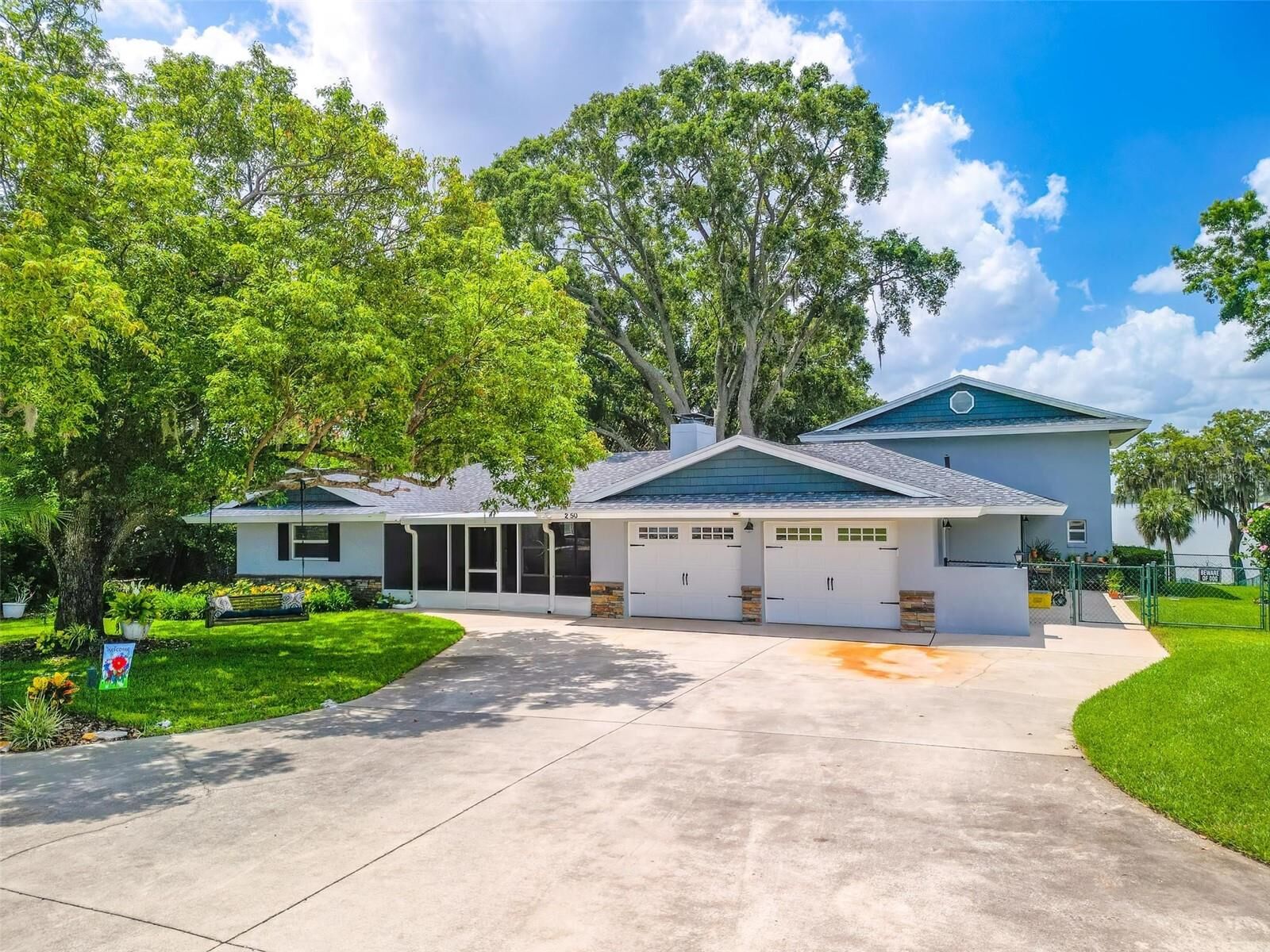 Property Photo: 250 Brigham Road NW FL 33881