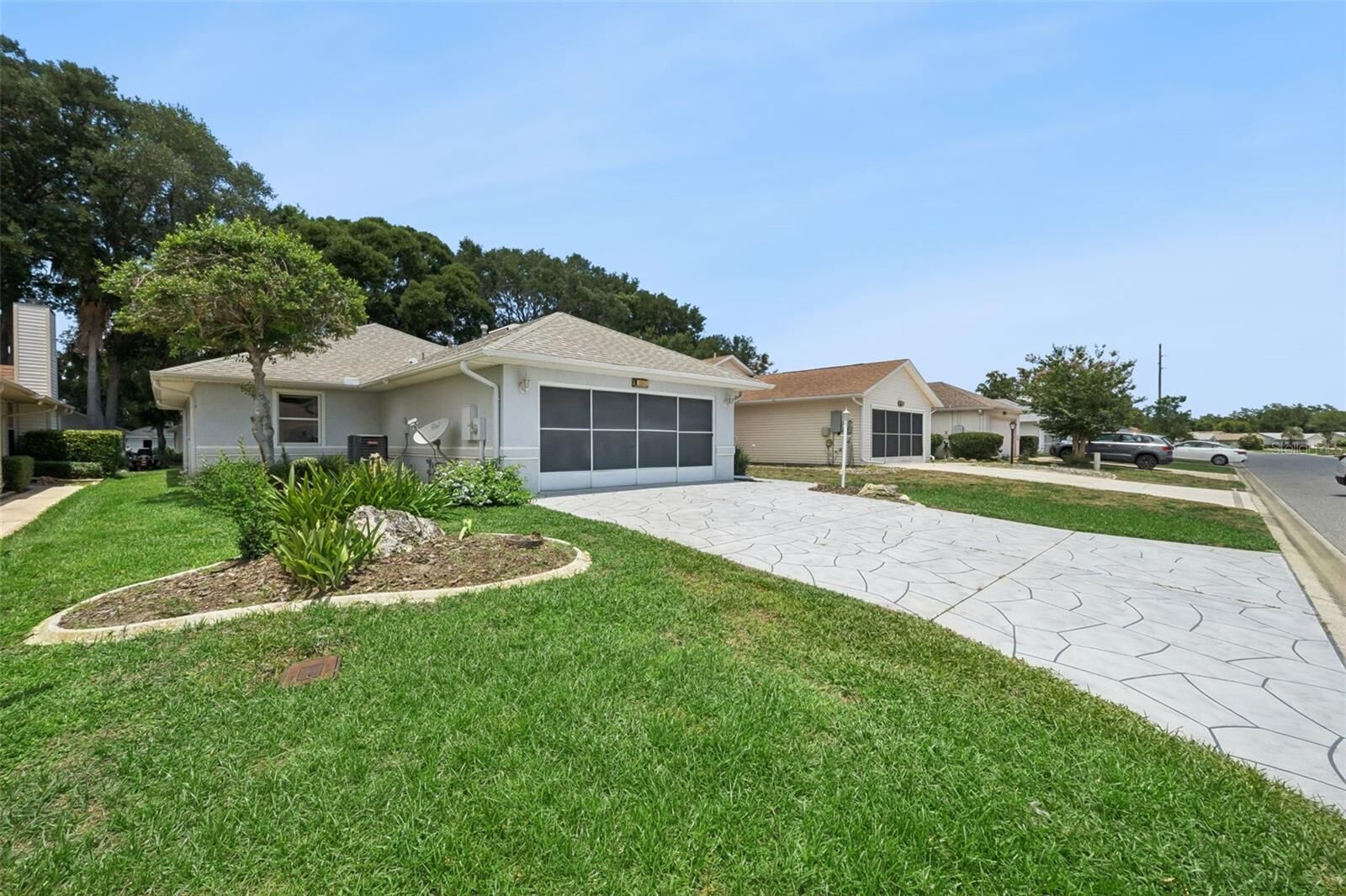 Property Photo:  5503 Laver Street  FL 34748 